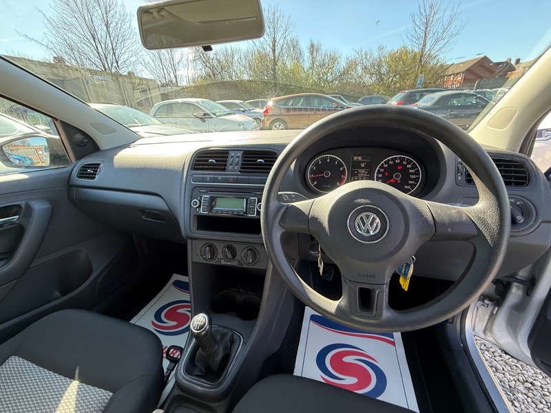 Used Volkswagen Polo 2010 for sale - 78154651: Photo 32