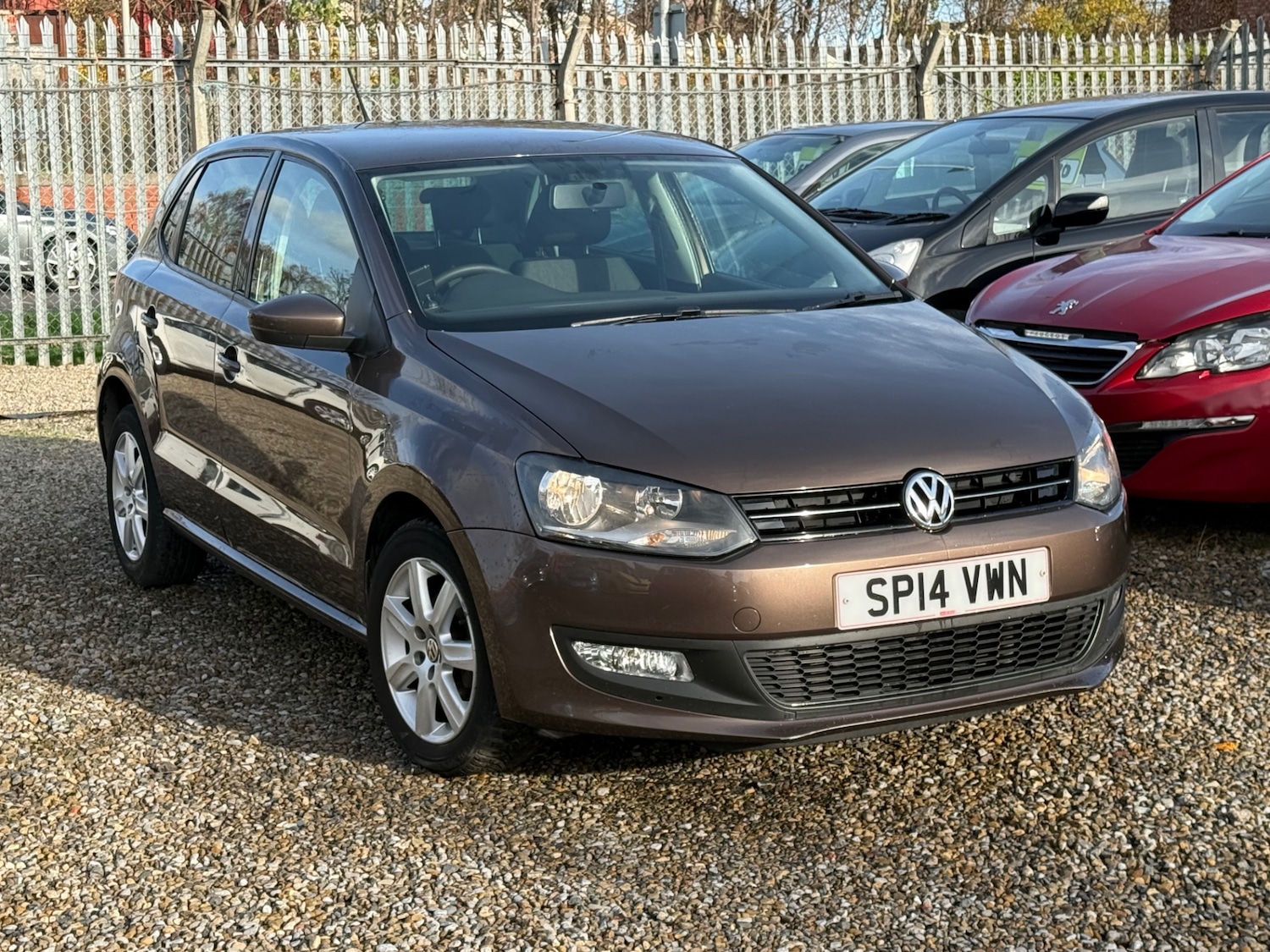 Used Volkswagen Polo 2014 for sale - 76693093: Photo 2