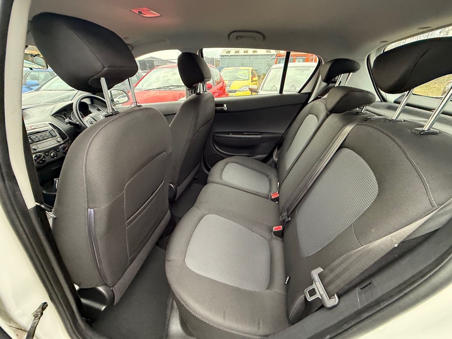 Used Hyundai i20 2013 for sale - 76692899: Photo 16