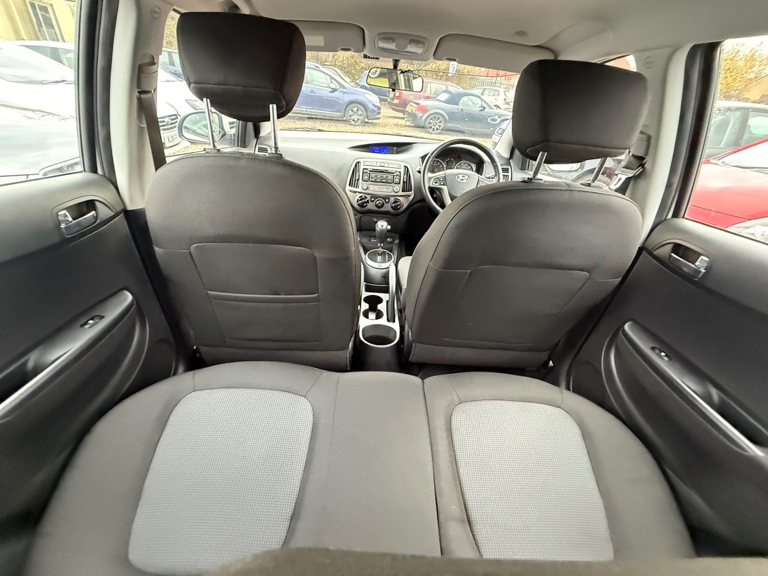 Used Hyundai i20 2013 for sale - 76692899: Photo 19