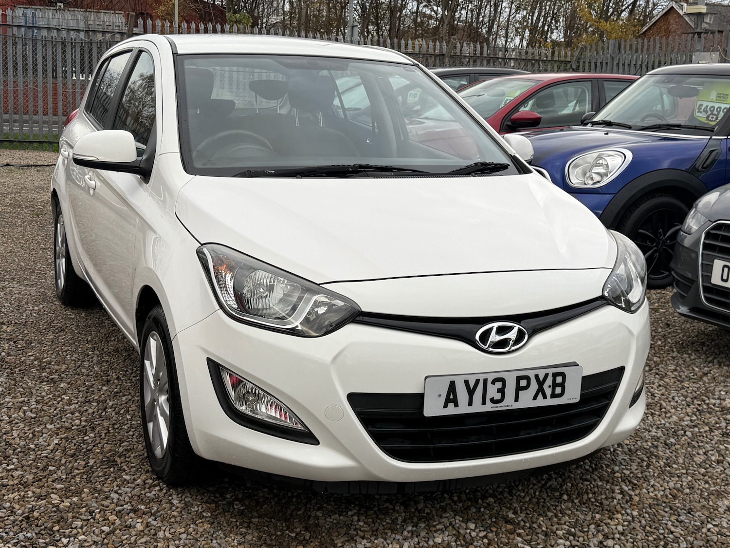 Used Hyundai i20 2013 for sale - 76692899: Photo 7