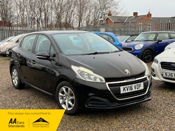 Used Peugeot 208 2016 for sale - 77880775: Photo