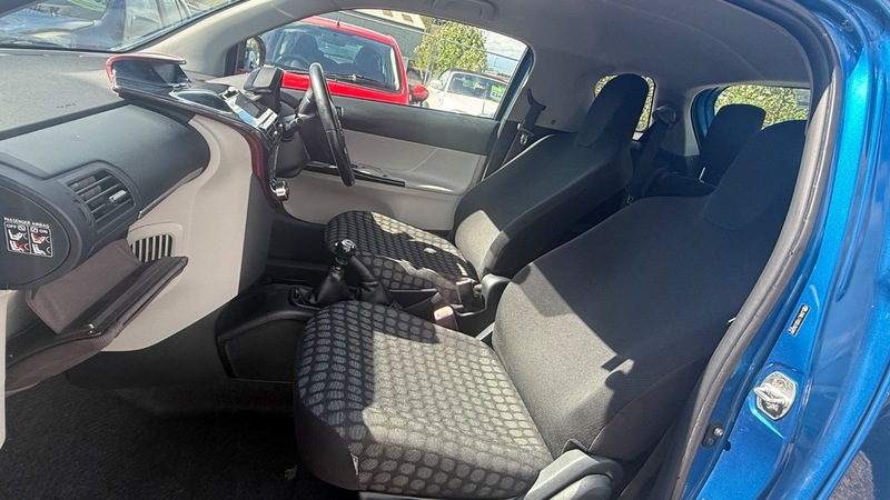 Used Toyota IQ 2011 for sale - 77649765: Photo 24