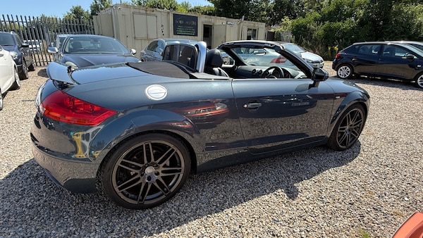 Used Audi TT 2010 for sale - 75285542: Photo 24
