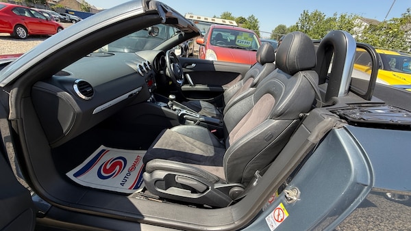 Used Audi TT 2010 for sale - 75285542: Photo 29