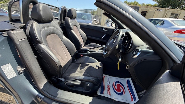 Used Audi TT 2010 for sale - 75285542: Photo 39