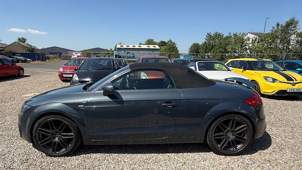 Used Audi TT 2010 for sale - 75285542: Photo 8