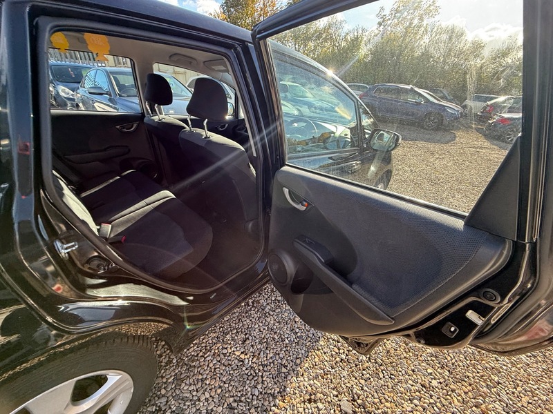 Used Honda Jazz 2009 for sale - 78069643: Photo 31