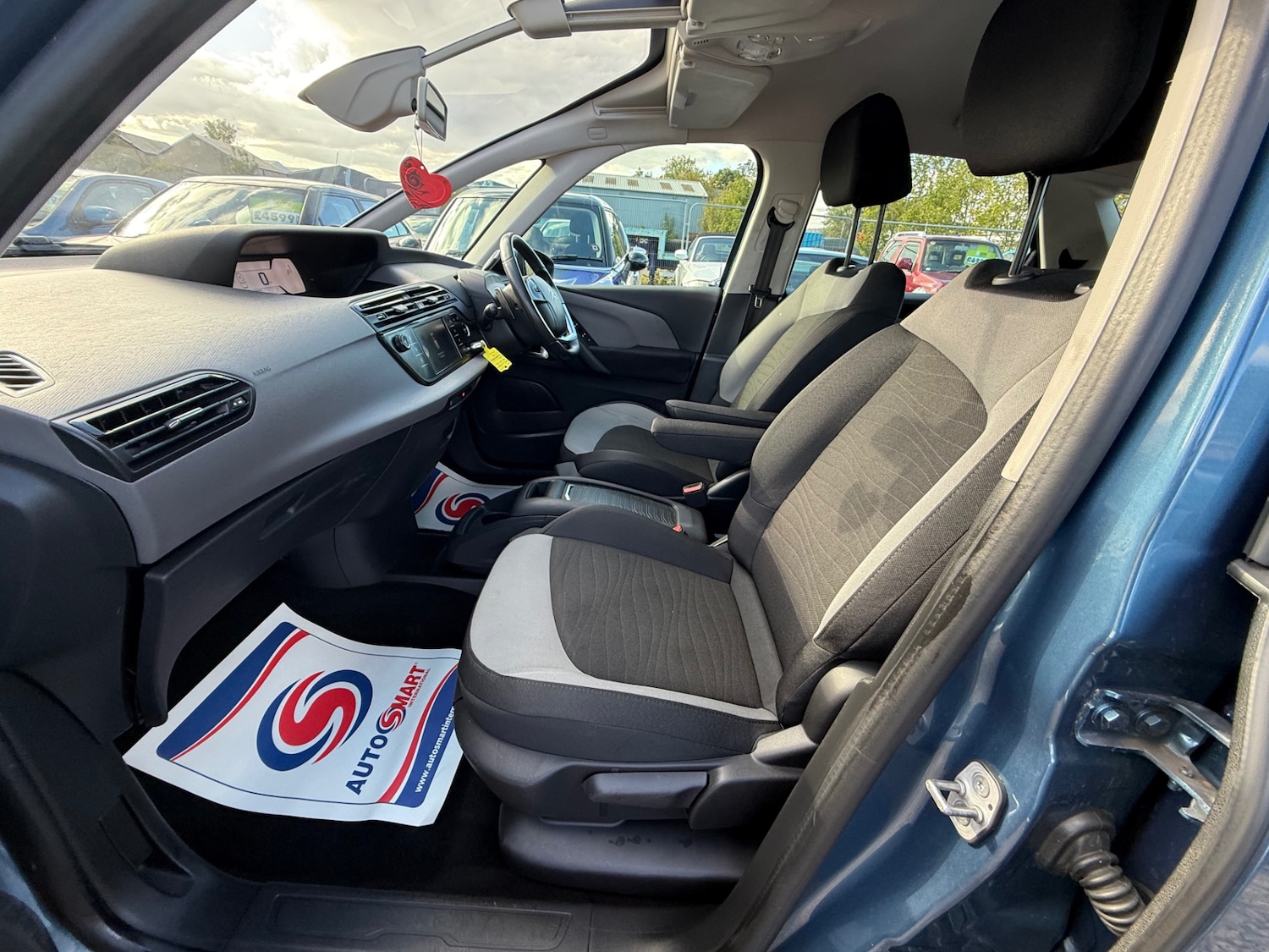 Used Citroen C4 Picasso 2016 for sale - 76097134: Photo 19