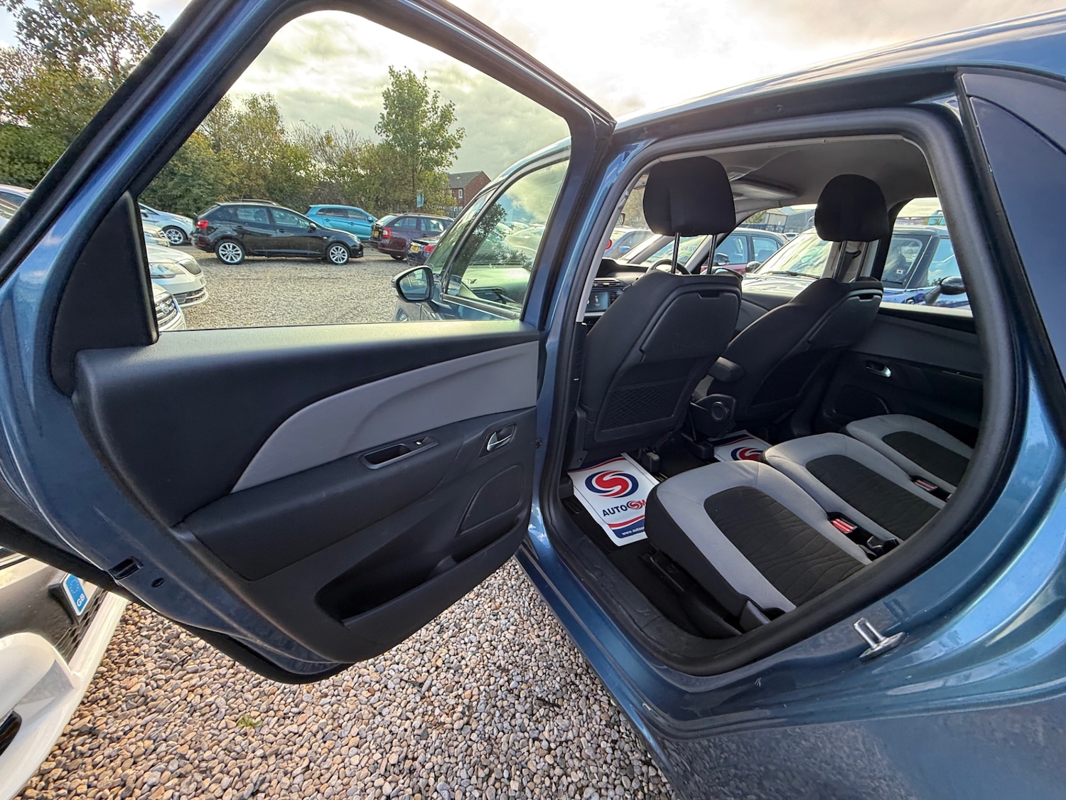 Used Citroen C4 Picasso 2016 for sale - 76097134: Photo 21