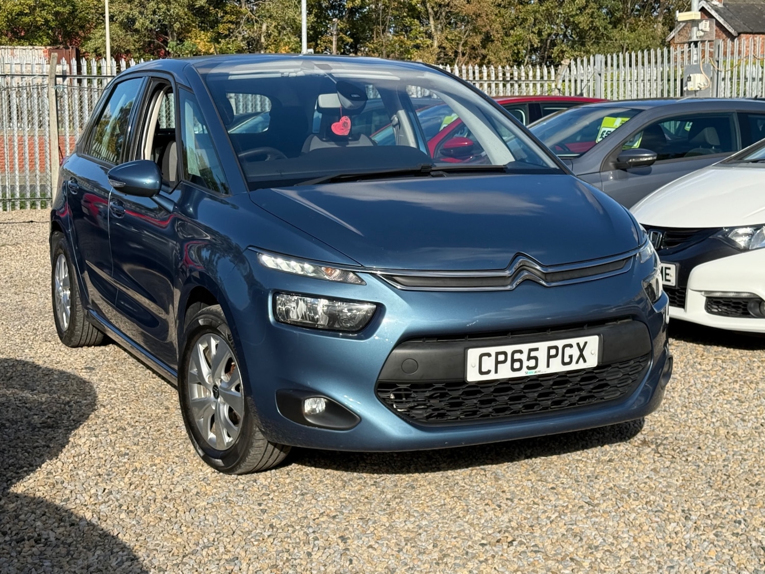 Used Citroen C4 Picasso 2016 for sale - 76097134: Photo 3