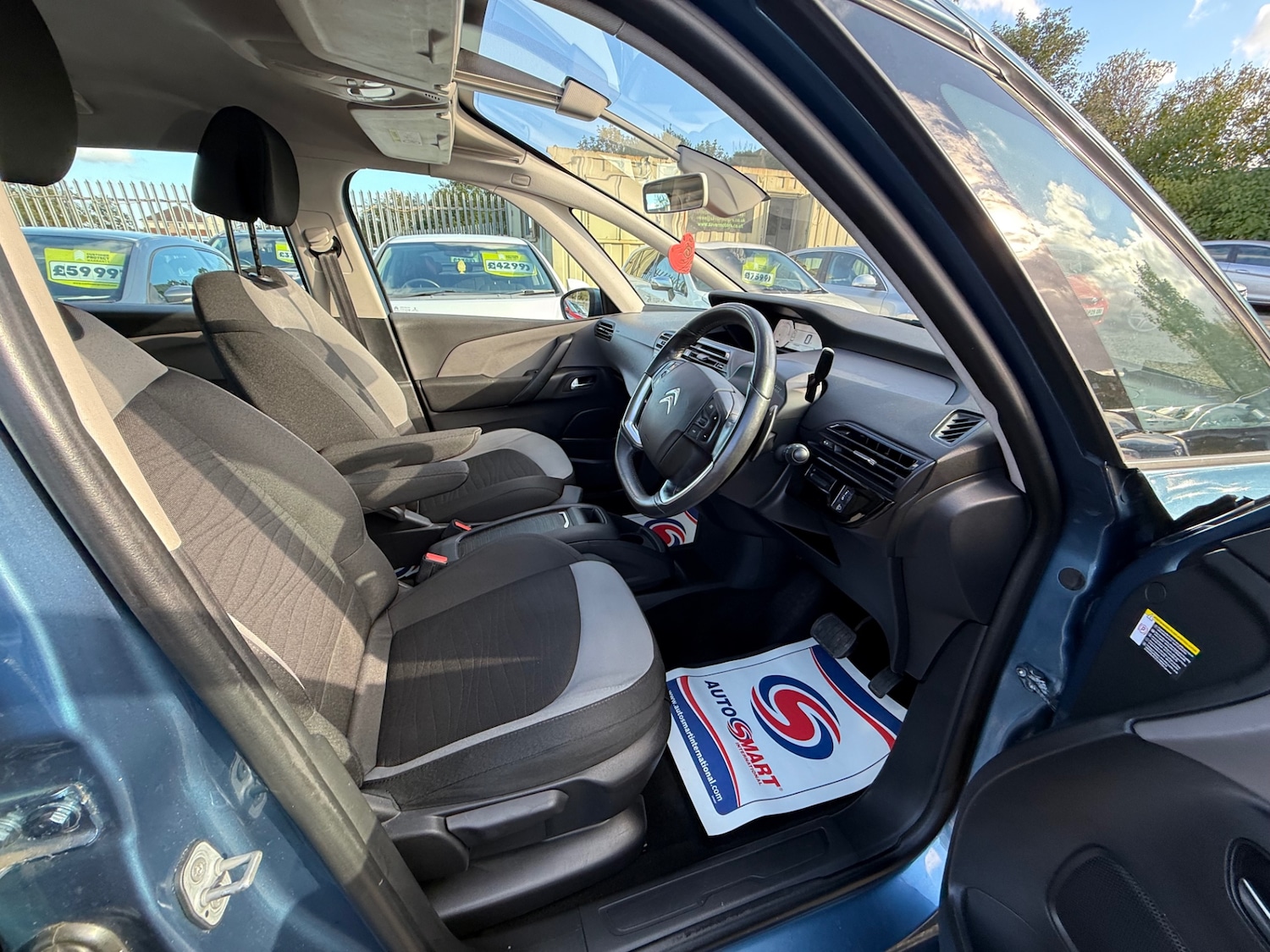 Used Citroen C4 Picasso 2016 for sale - 76097134: Photo 30