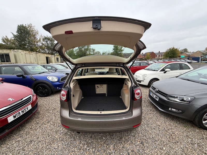 Used Volkswagen Golf Plus 2009 for sale - 77649761: Photo 27