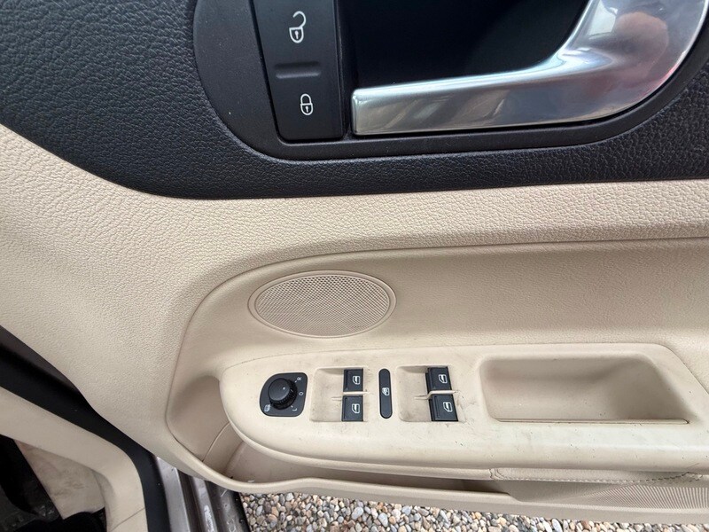 Used Volkswagen Golf Plus 2009 for sale - 77649761: Photo 36