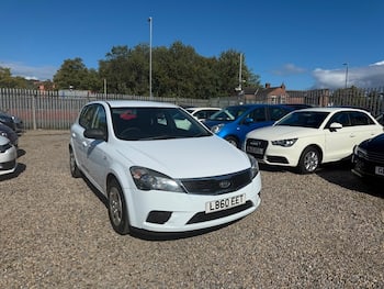 Used Kia Ceed 2010 for sale - 79791972: Photo