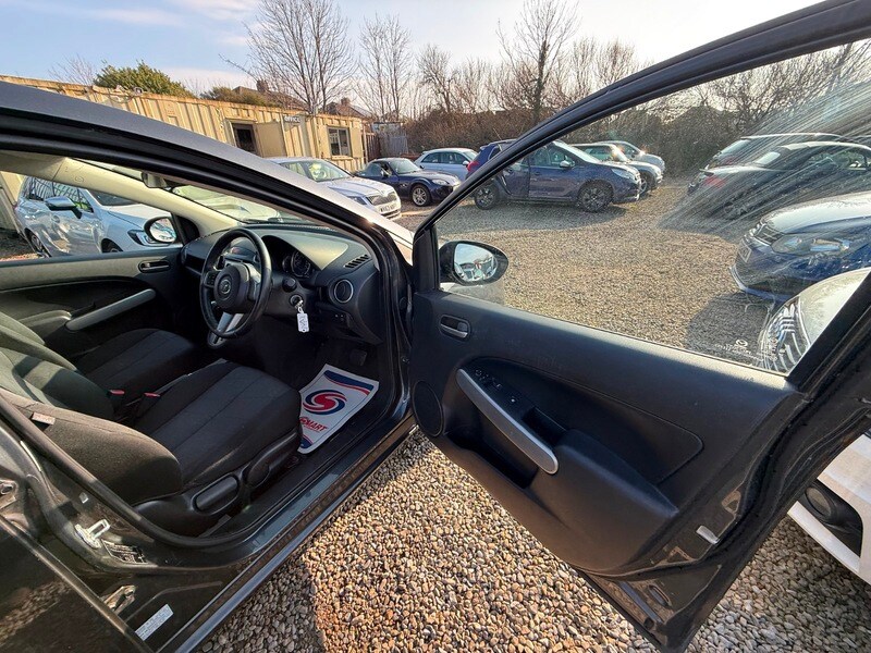 Used Mazda Mazda2 2014 for sale - 77781233: Photo 30