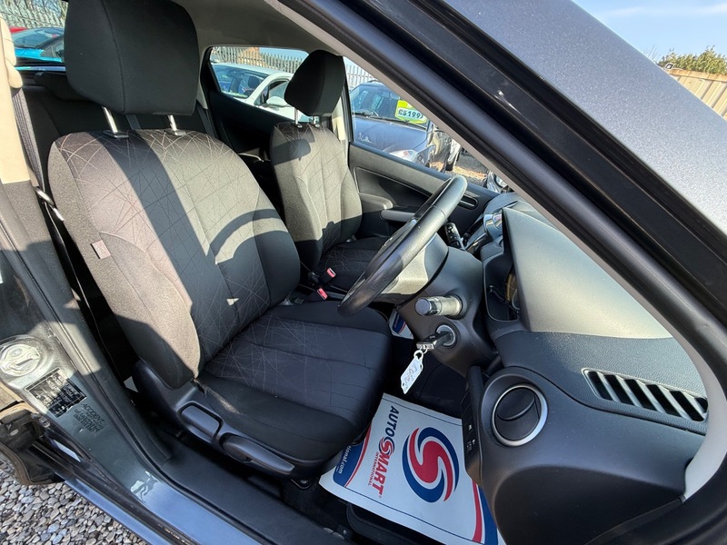 Used Mazda Mazda2 2014 for sale - 77781233: Photo 31