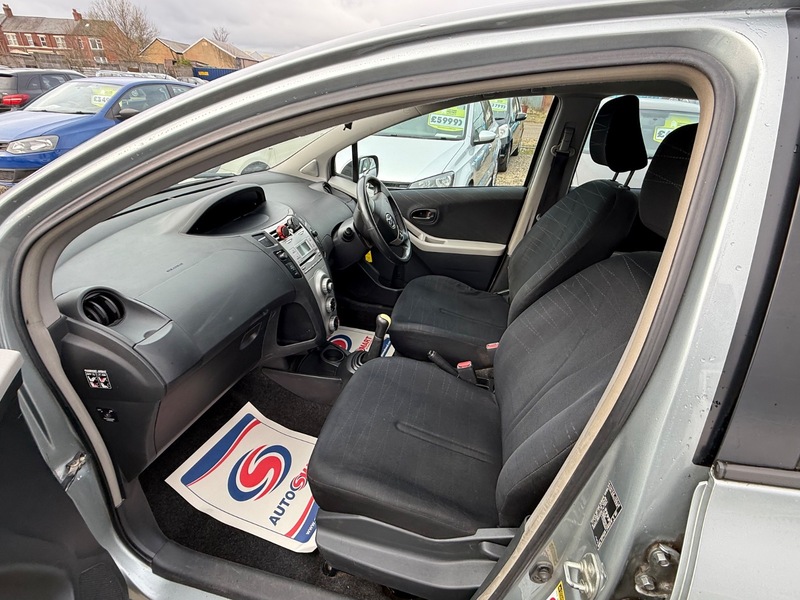 Used Toyota Yaris 2007 for sale - 77953631: Photo 15