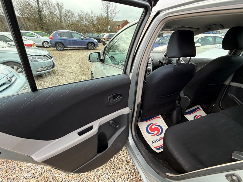 Used Toyota Yaris 2007 for sale - 77953631: Photo 17