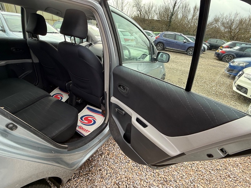 Used Toyota Yaris 2007 for sale - 77953631: Photo 24