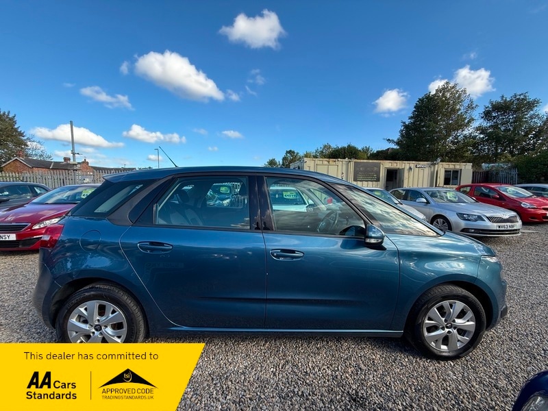 Used Citroen C4 Picasso 2016 for sale - 77649749: Photo 16