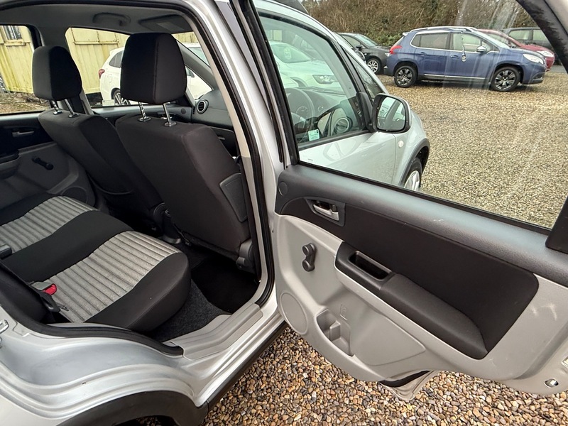 Used Suzuki SX4 2014 for sale - 77649728: Photo 28