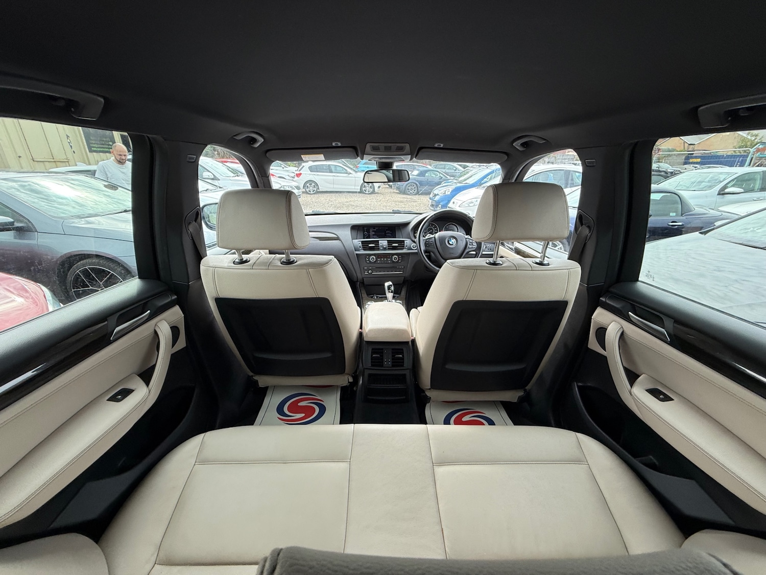 Vehicle 28