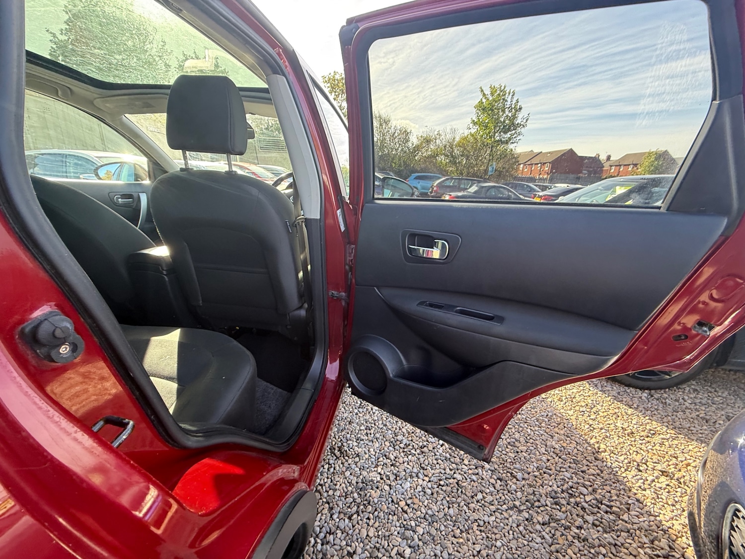 Used Nissan Qashqai 2011 for sale - 76252222: Photo 31