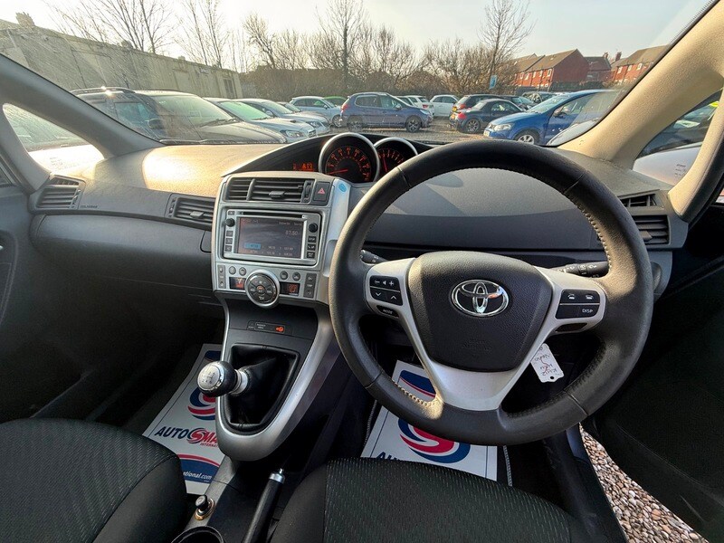 Used Toyota Verso 2012 for sale - 77781239: Photo 32