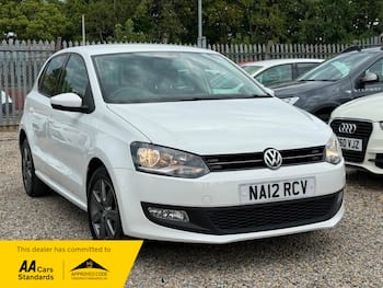 Used Volkswagen Polo 2012 for sale - 79680517: Photo