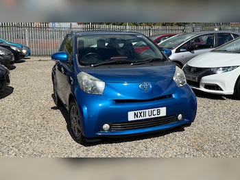 Used Toyota IQ 2011 for sale - 75751763: Photo
