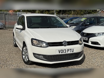 Used Volkswagen Polo 2013 for sale - 75680022: Photo