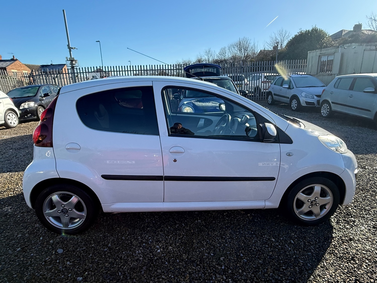 Used Peugeot 107 2013 for sale - 77562922: Photo 14