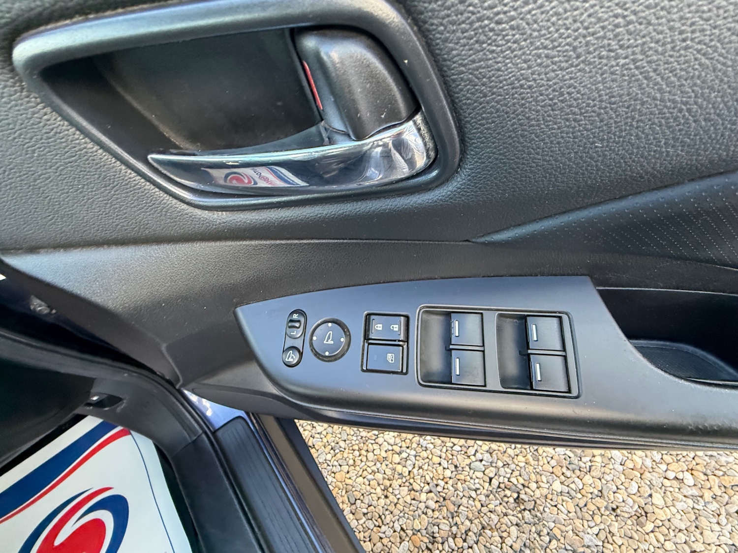 Used Honda CR-V 2014 for sale - 76035210: Photo 35
