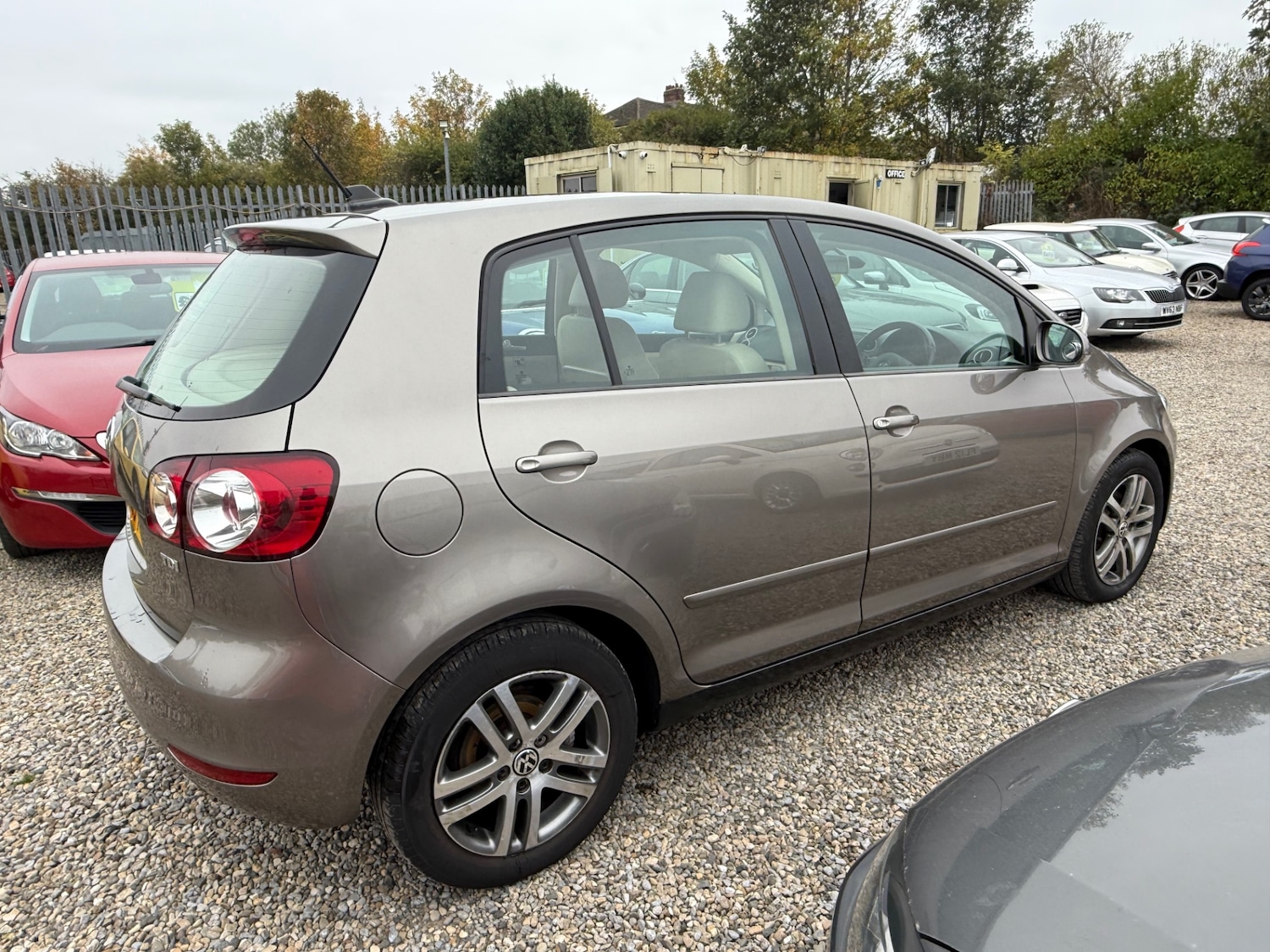 Used Volkswagen Golf Plus 2009 for sale - 76309618: Photo 16
