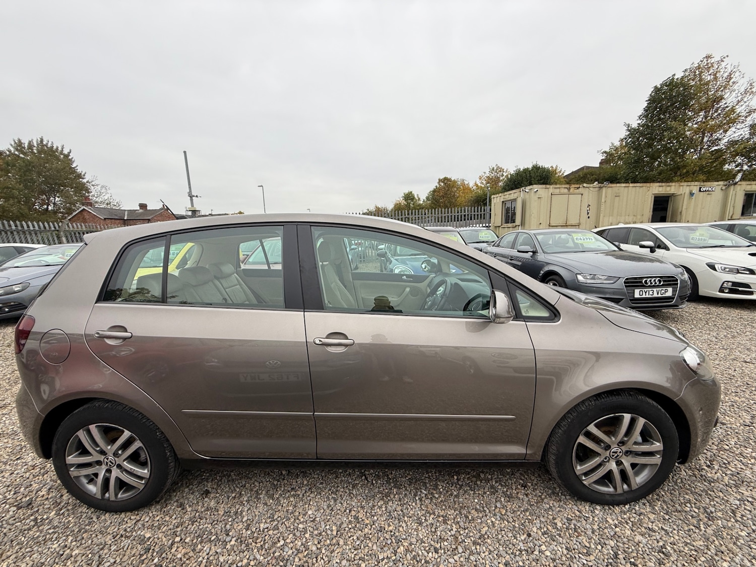 Used Volkswagen Golf Plus 2009 for sale - 76309618: Photo 17
