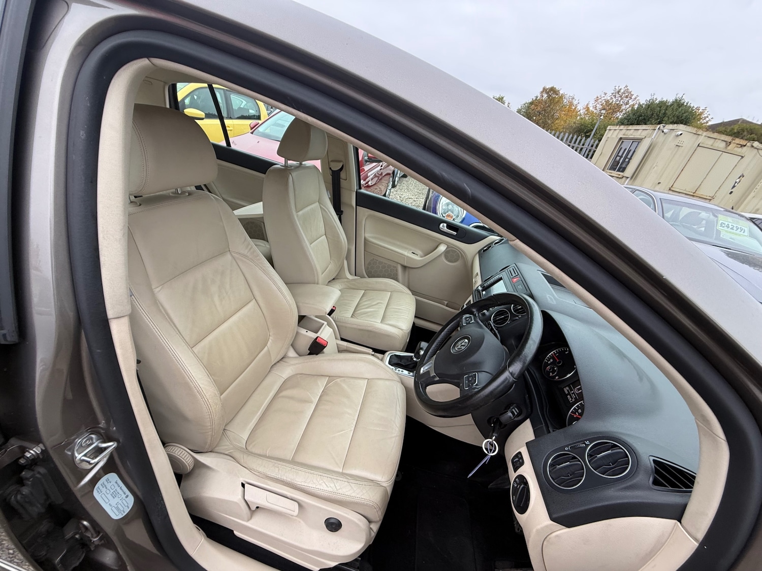 Used Volkswagen Golf Plus 2009 for sale - 76309618: Photo 35