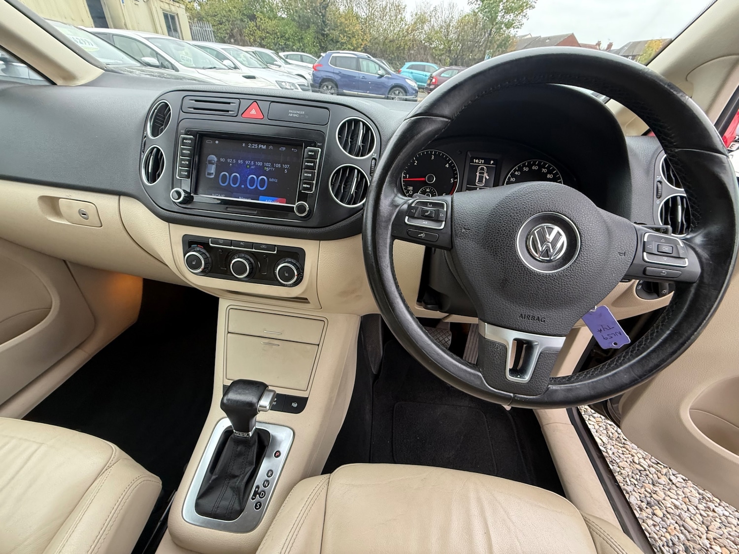 Used Volkswagen Golf Plus 2009 for sale - 76309618: Photo 37