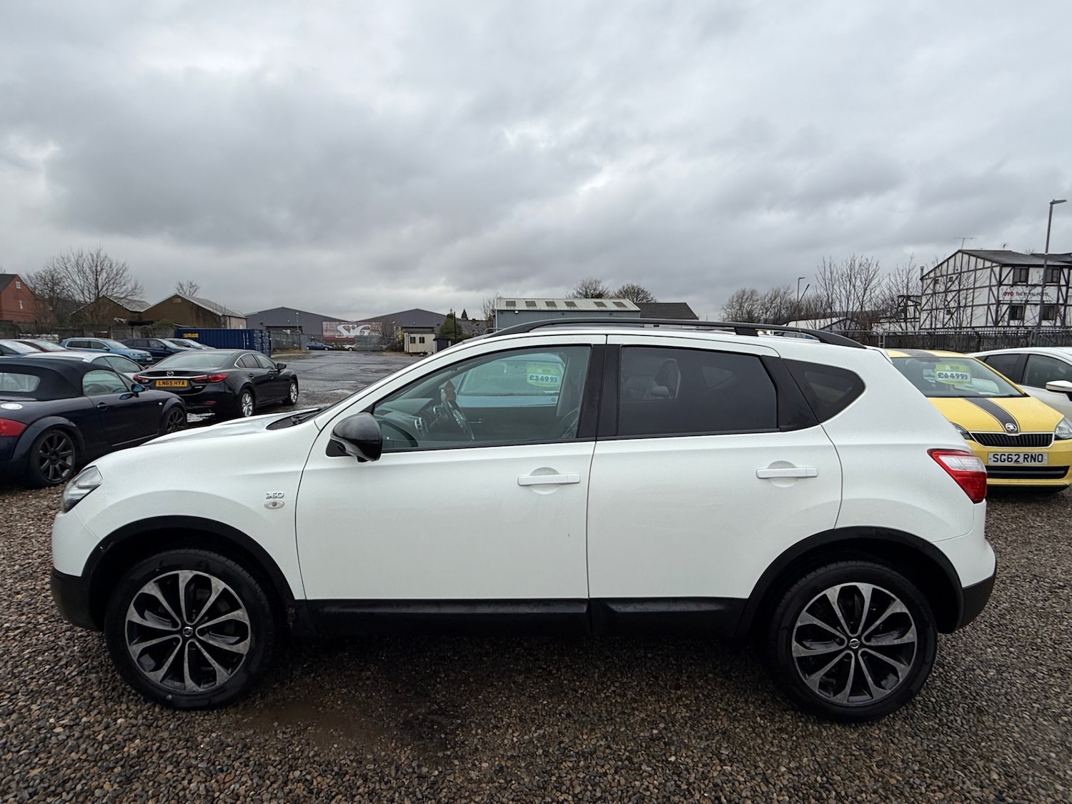 Used Nissan Qashqai 2013 for sale - 77492921: Photo 9