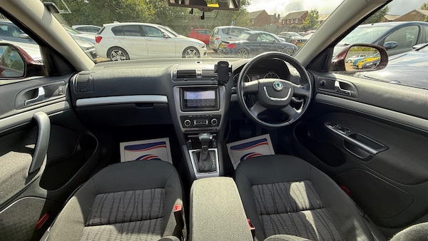 Used Skoda Octavia 2010 for sale - 75680100: Photo 29