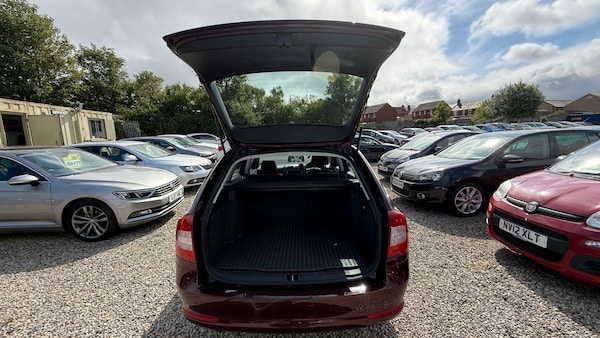 Used Skoda Octavia 2010 for sale - 75680100: Photo 30