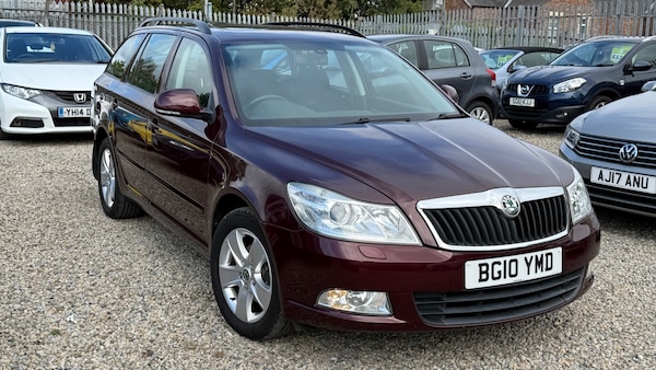 Used Skoda Octavia 2010 for sale - 75680100: Photo 3