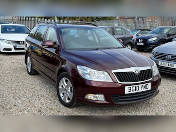 Used Skoda Octavia 2010 for sale - 75680100: Photo