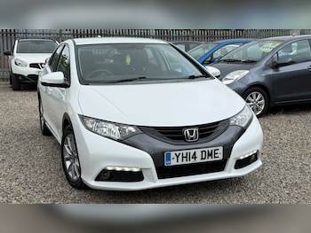 2014 (14) - 2.2 i-DTEC ES 5dr