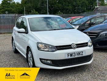 Used Volkswagen Polo 2013 for sale - 79142877: Photo