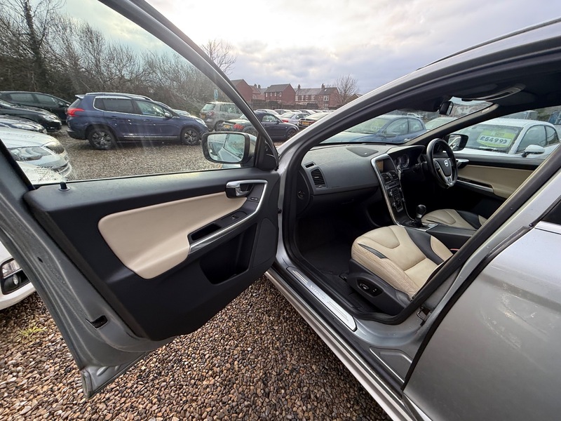 Used Volvo XC60 2012 for sale - 77649756: Photo 18