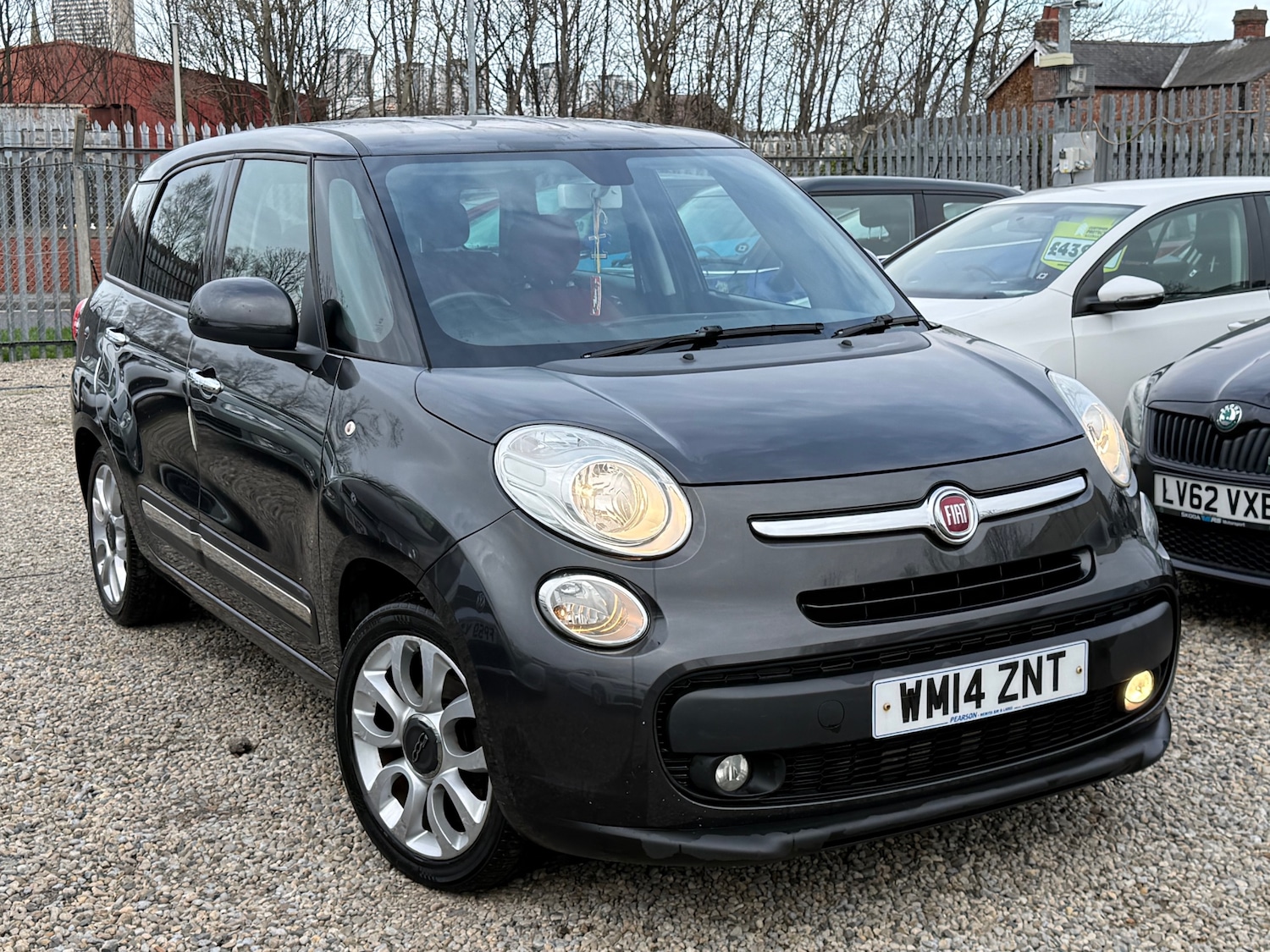 Used Fiat 500L 2014 for sale - 77976853: Photo 2
