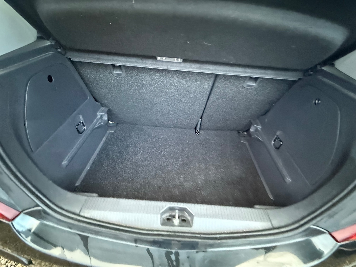 Used Vauxhall Corsa 2012 for sale - 77406523: Photo 22