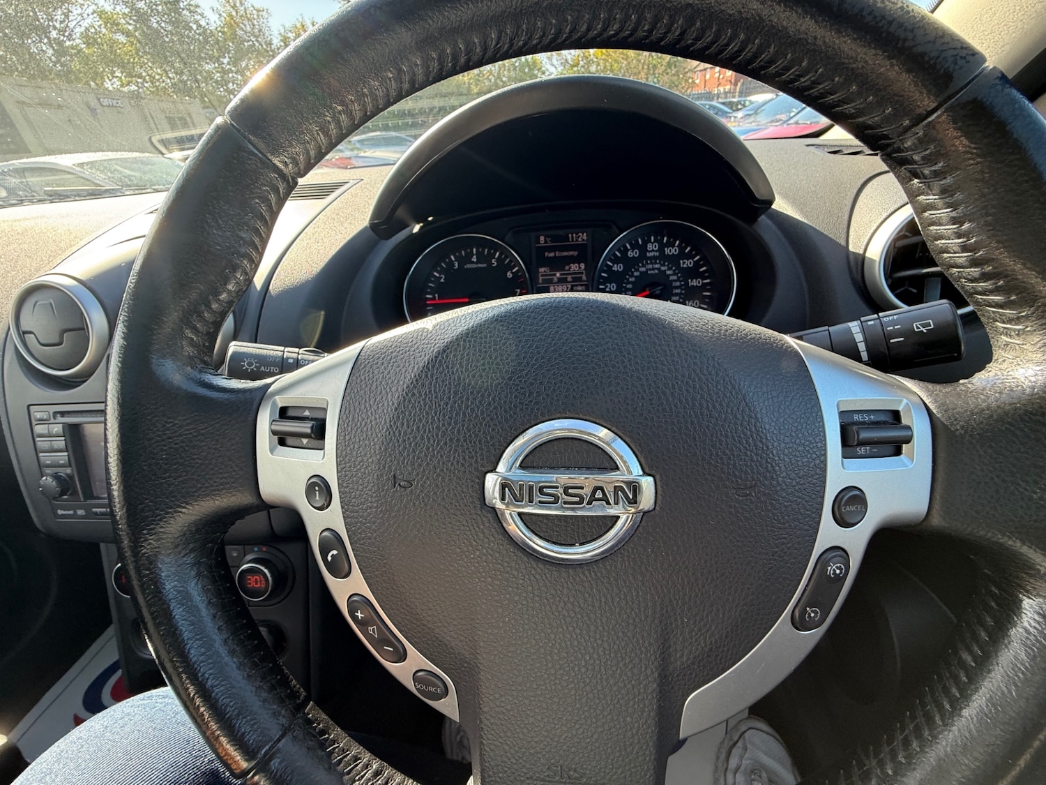 Used Nissan Qashqai 2012 for sale - 76035528: Photo 40