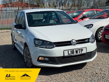 Used Volkswagen Polo 2017 for sale - 78840336: Photo